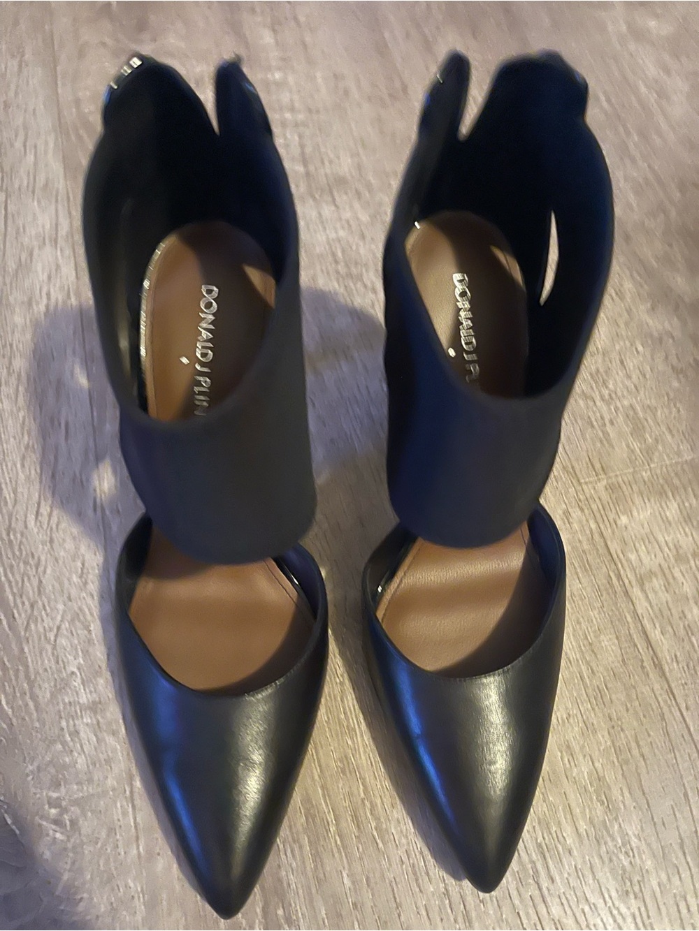 Donald J Pinsler high heel shoes, a size 7 1/2 new tags